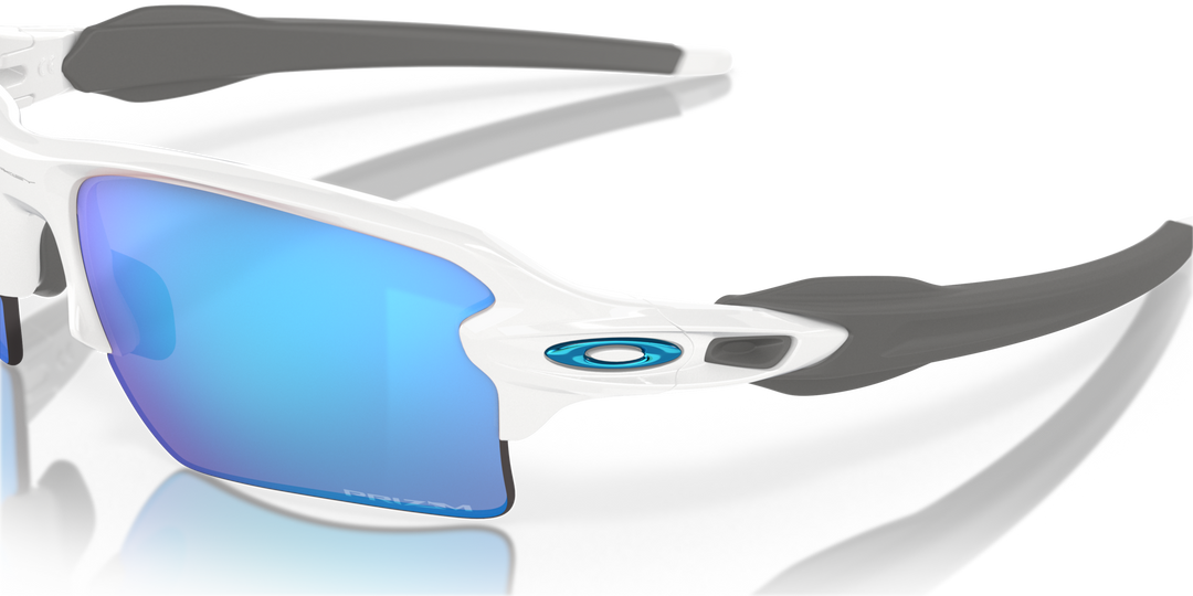 Oakley Flak 2.0 XL Color: Prizm Sapphire Lenses, Polished White Frame  4