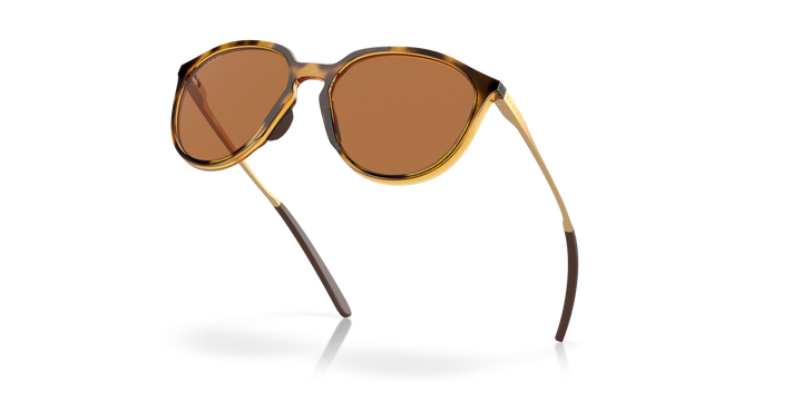 Oakley Sielo Color: Prizm Bronze Polarized Lenses, Polished Brown Tortoise Frame