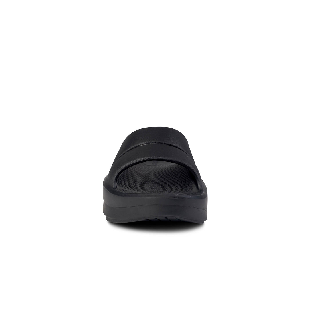 Women's Oofos OOmega Ooahh Sandal Color: Black  6