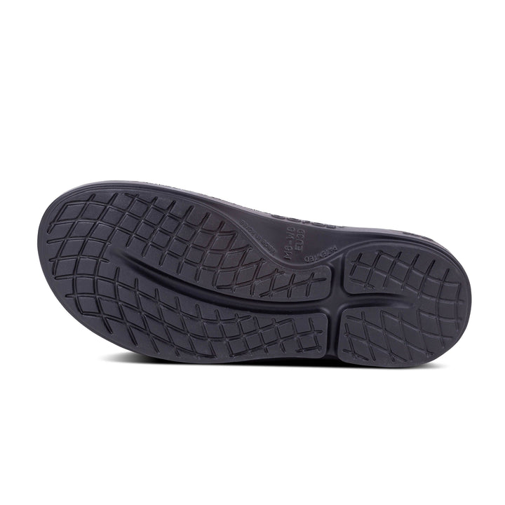 Unisex Oofos Oocloog Clog Color: Black 3