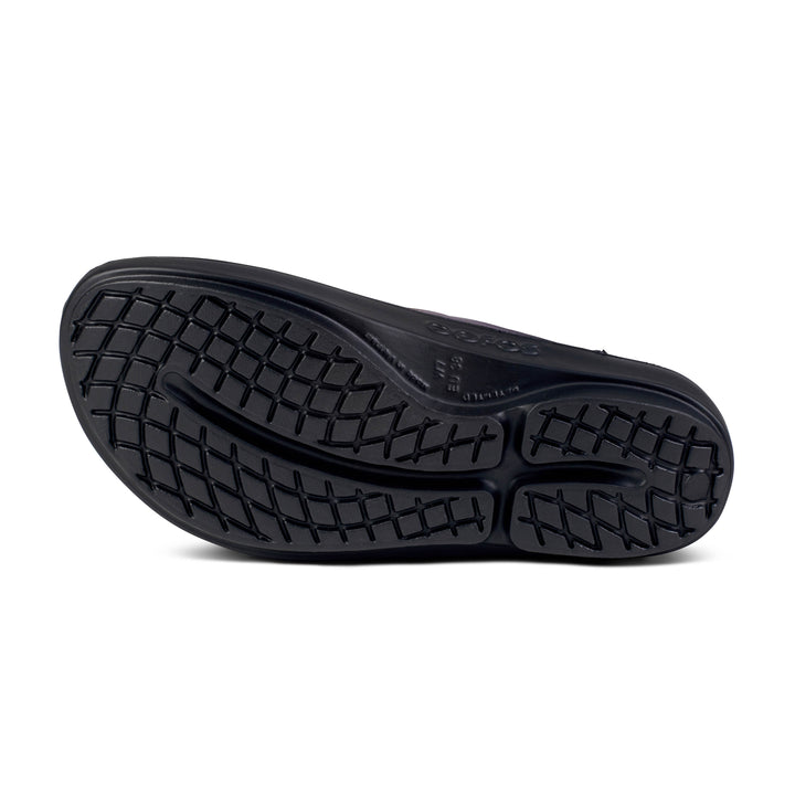 Women's Oofos OOlala Luxe Color: Midnight Spectre 2