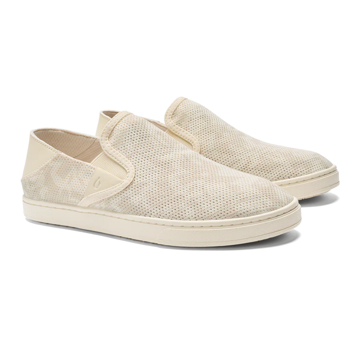 Women's Olukai Pehuea Color: Puka / White  5