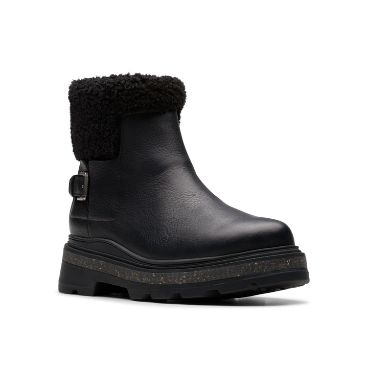 Women's Clarks Hencroft Madi Waterproof Color: Black 1