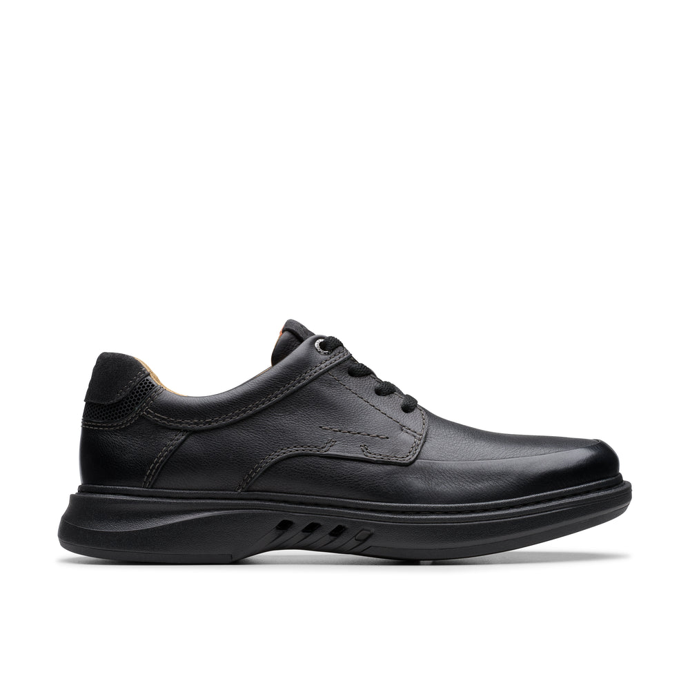 Men's Clarks Un Briley Lace Color: Black  2