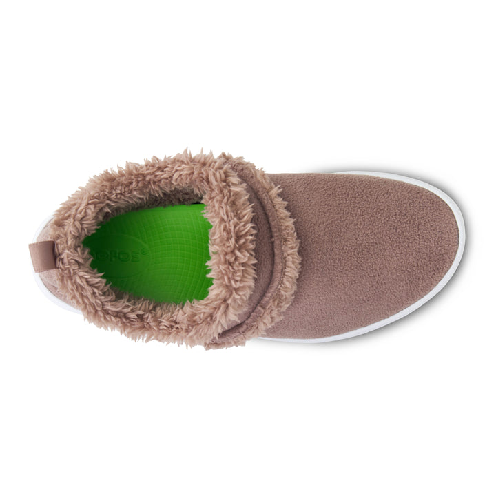 Women's Oofos OOCoozie Low Shoe Color: Chocolate Sherpa