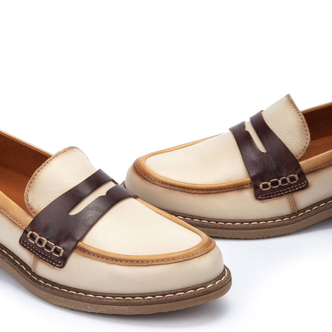 Women's Pikolinos Aldaya Loafers Color: Marfil