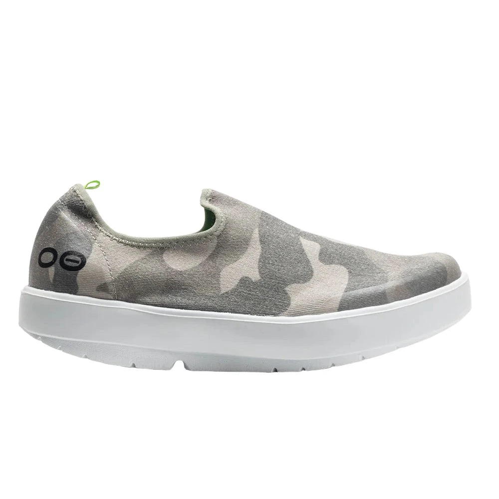 Women's Oofos OOmg eeZee Color: Green Camo 2