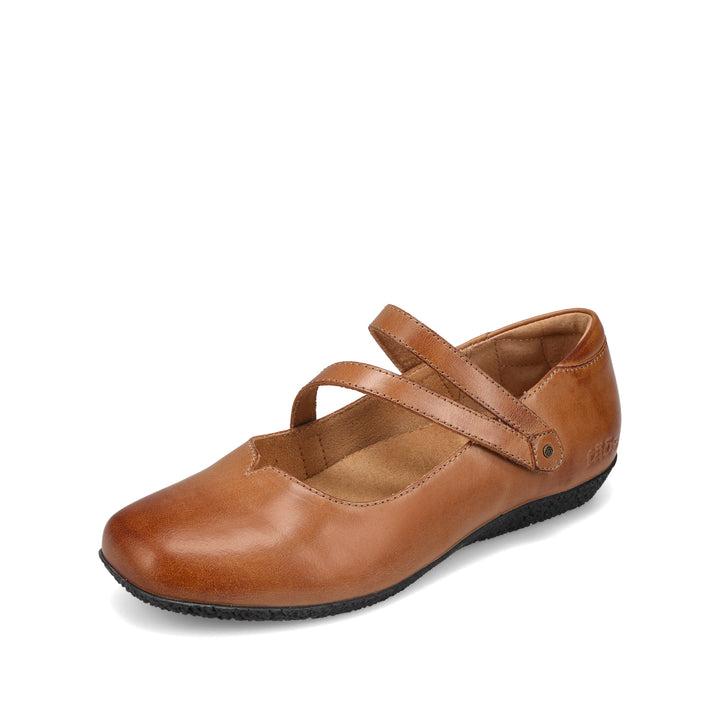 Women's Taos Banter Color: Caramel 7