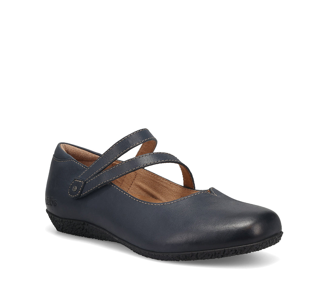 Women's Taos Banter Color: Navy 1