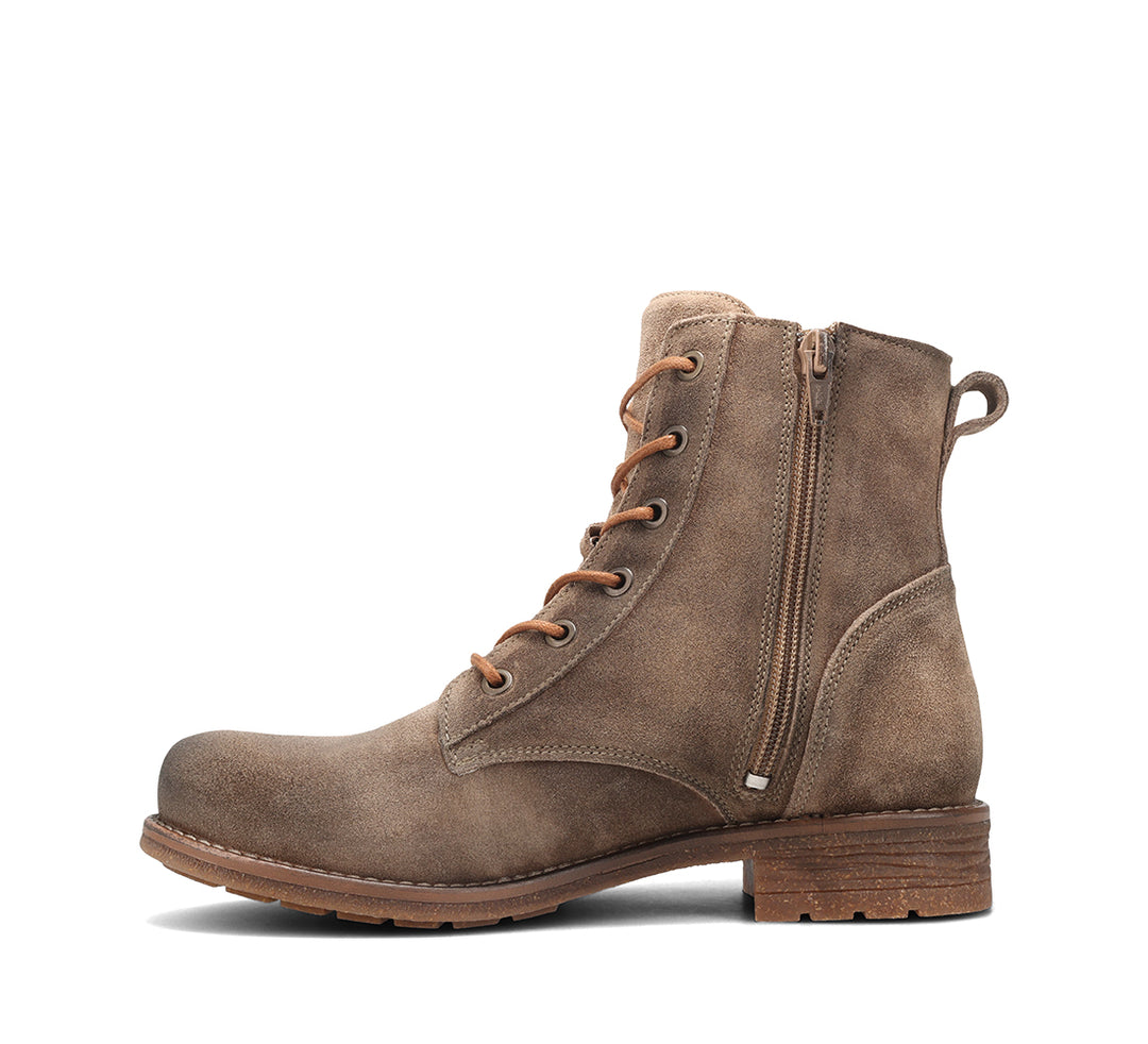 Women's Taos Boot Camp Color: Tan Rugged