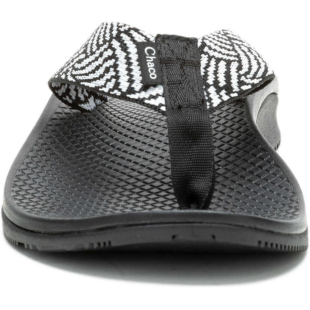 Women's Chaco Classic Flip Color: Everley B&W 4