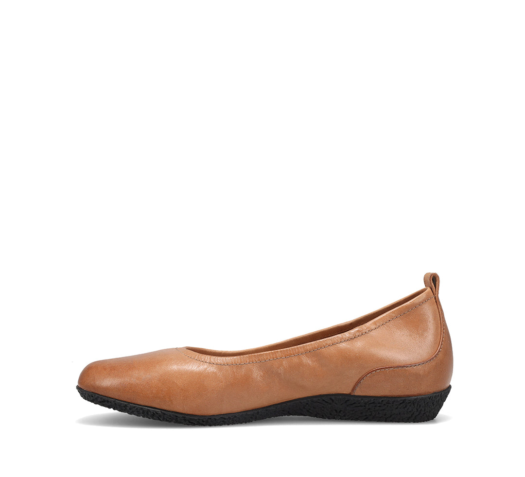 Women's Taos Chit Chat Color: Caramel  3