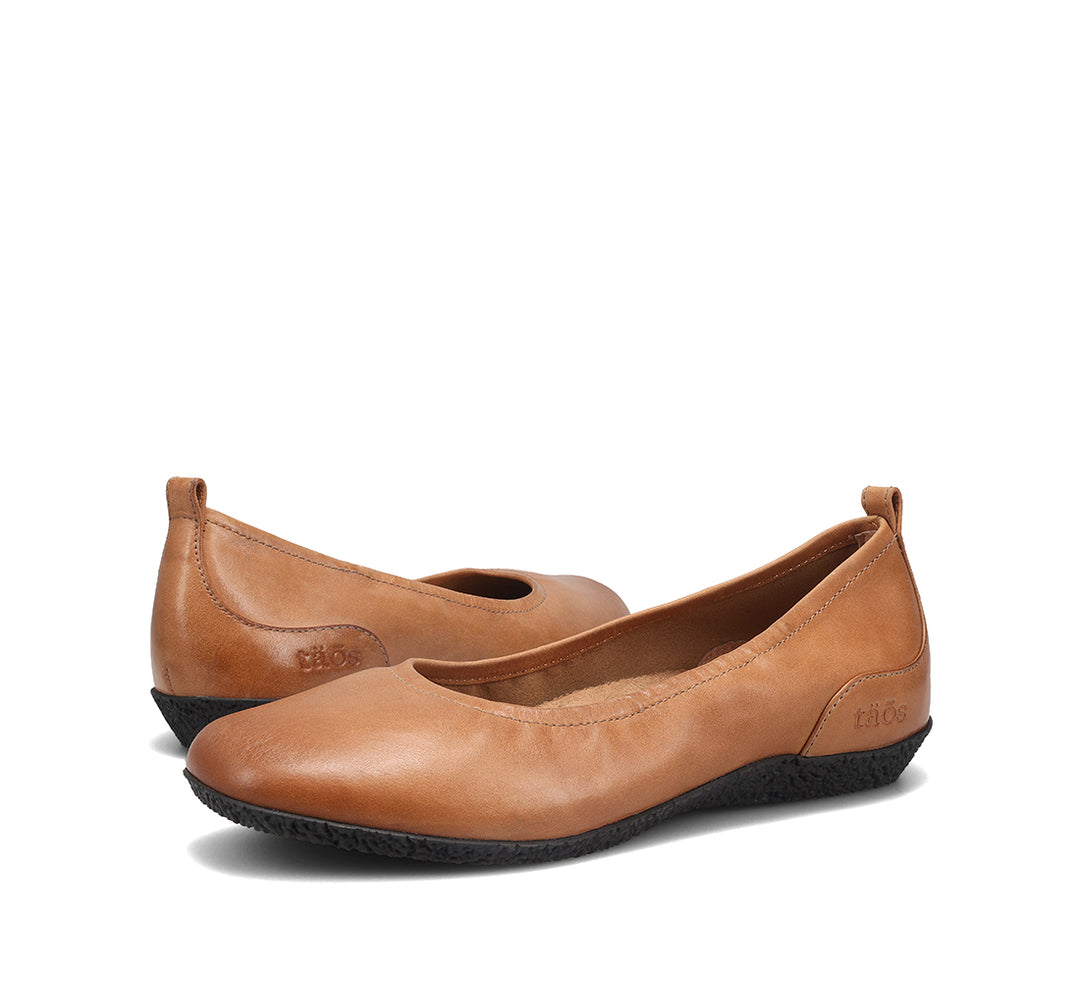 Women's Taos Chit Chat Color: Caramel  8