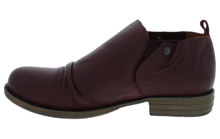 Women's Biza Ellis Color: Wine  3