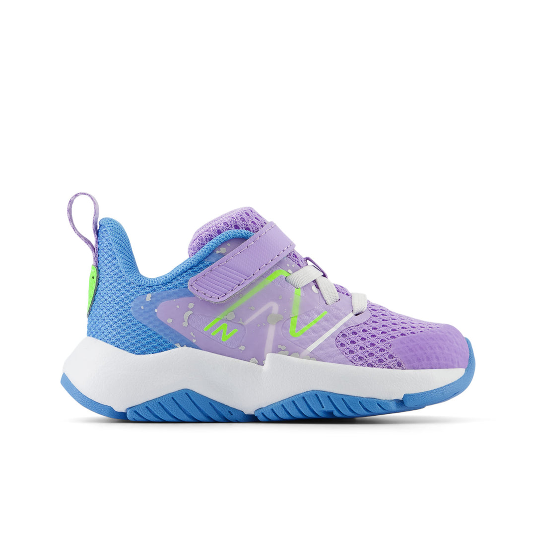 Toddler's New Balance Rave Run v2 Bungee Lace with Top Strap Color: lilac Glo with Sky Blue 1