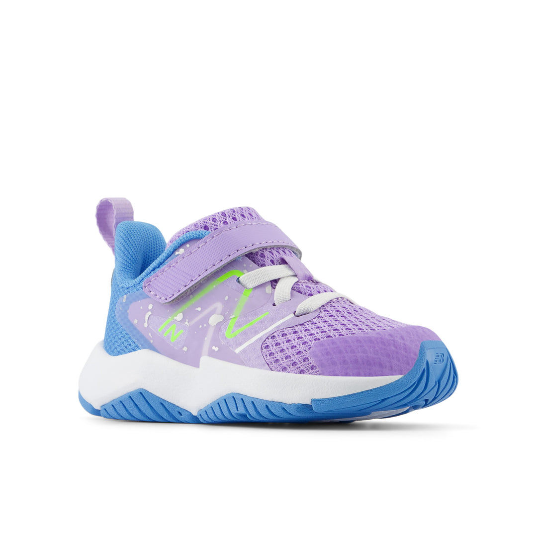 Toddler's New Balance Rave Run v2 Bungee Lace with Top Strap Color: lilac Glo with Sky Blue 4