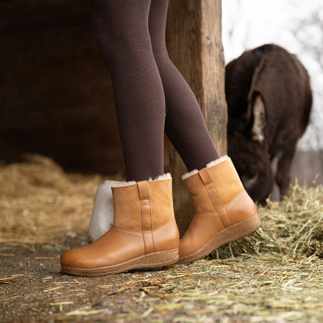 Women's Dansko McKenzie Boot Color: Tan 8