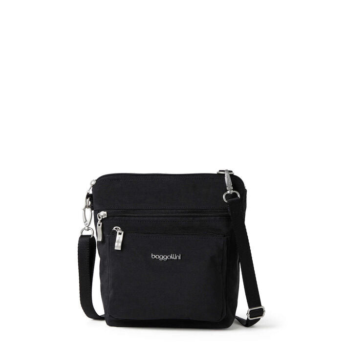 Baggallini Modern Pocket Crossbody Color: Black  1