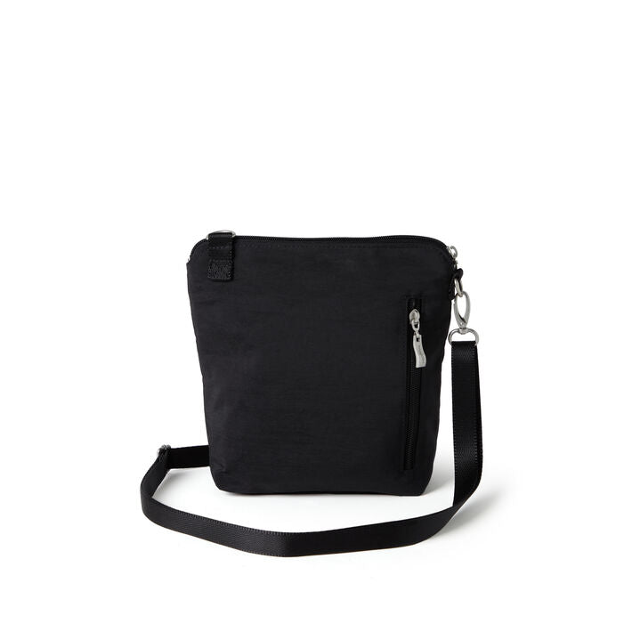 Baggallini Modern Pocket Crossbody Color: Black  2