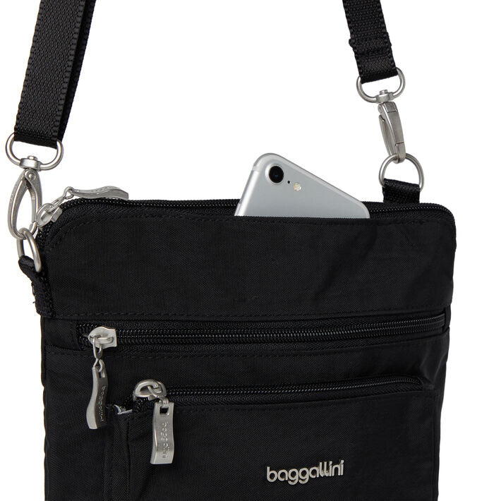 Baggallini Modern Pocket Crossbody Color: Black  3