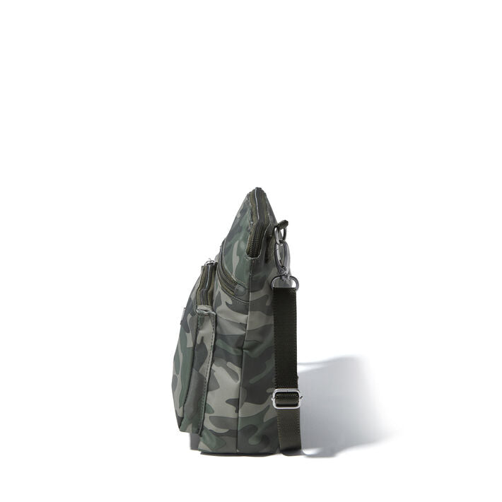 Baggallini Modern Pocket Crossbody Color: Olive Camo  5