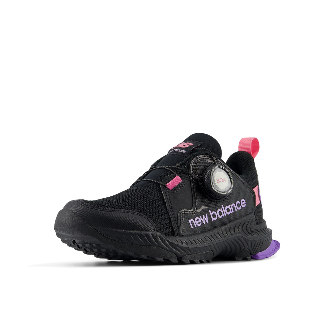 Little Kid's DynaSoft Trail Magic Boa Color: Black/Violet Crush  8