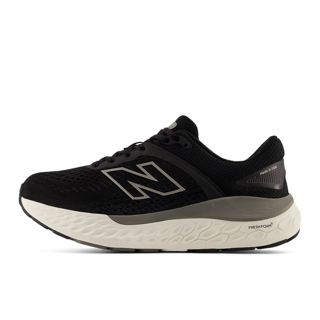 Women's New Balance Fresh Foam X 1540v4 Color: Black/White 6