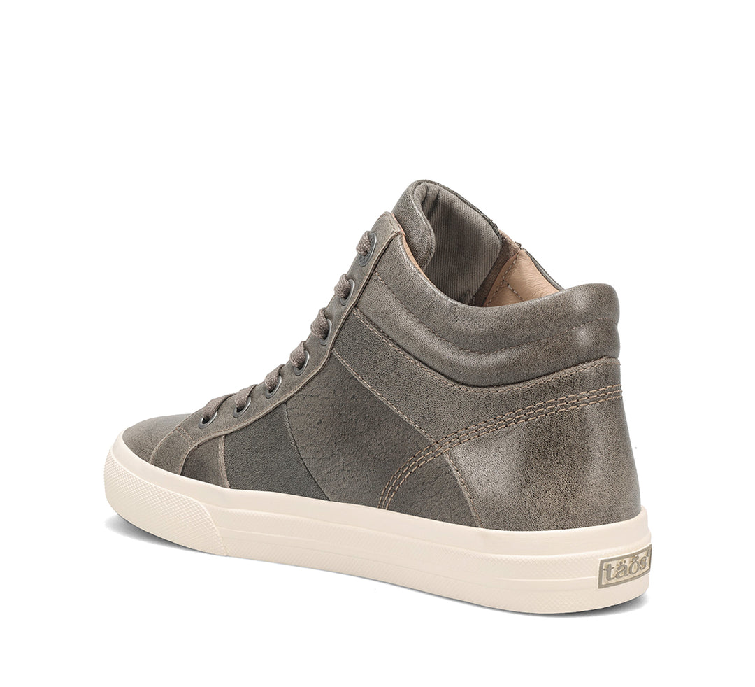 Women's Taos Winner Color: Olive Fatigue 