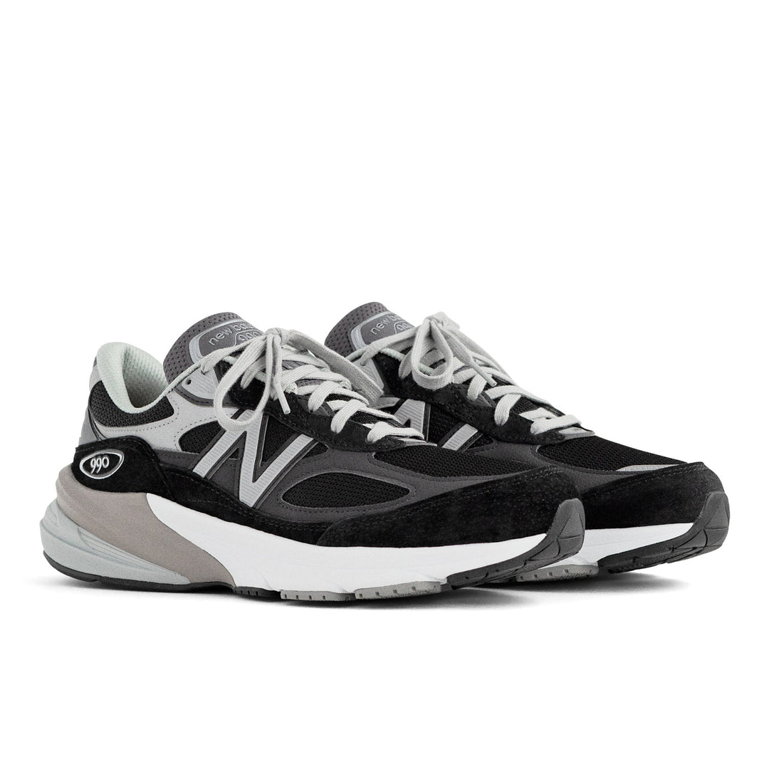 Men's New Balance Made in USA 990v6 Color: Black White