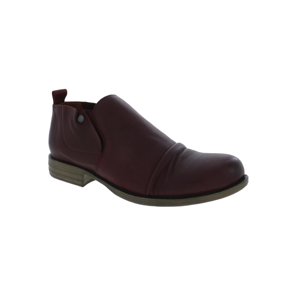 Women's Biza Ellis Color: Wine  1