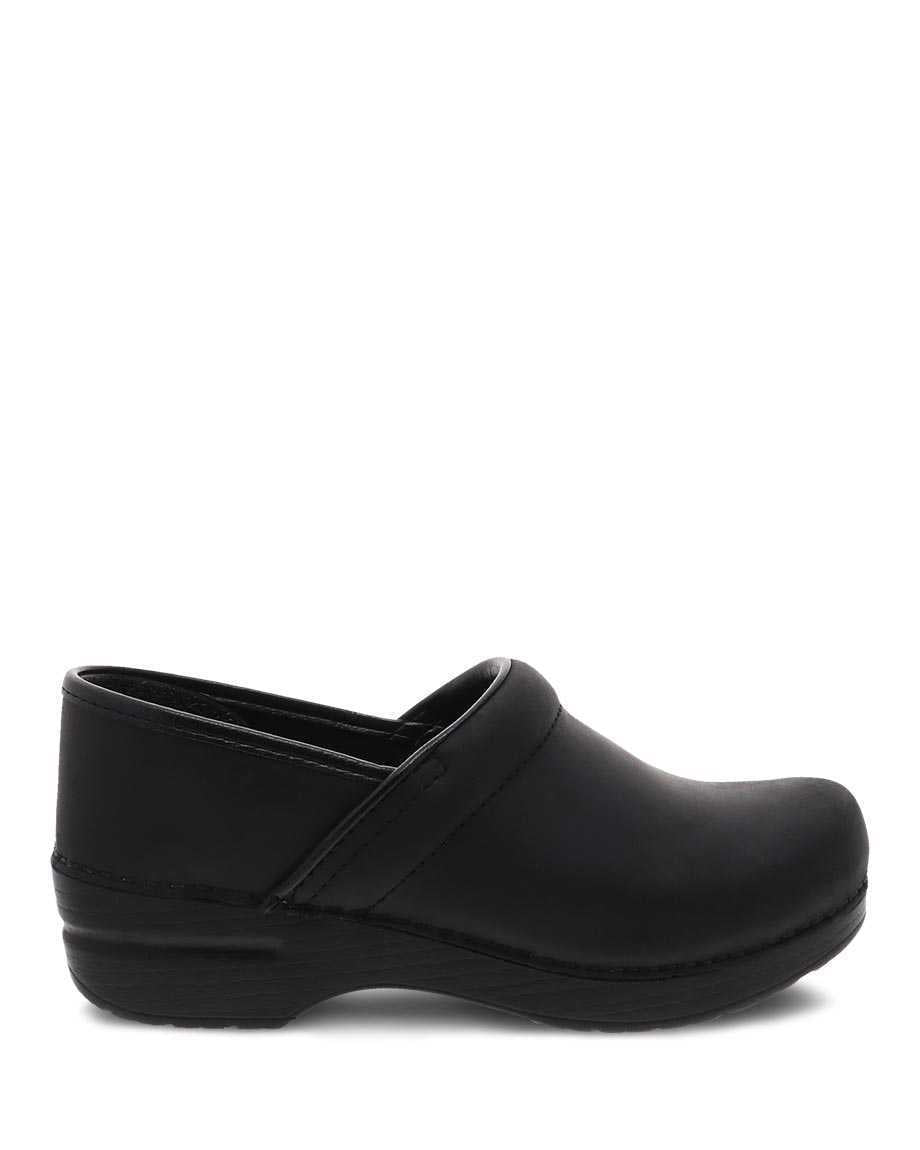 Women's Dansko Professional Color: Black Oiled 