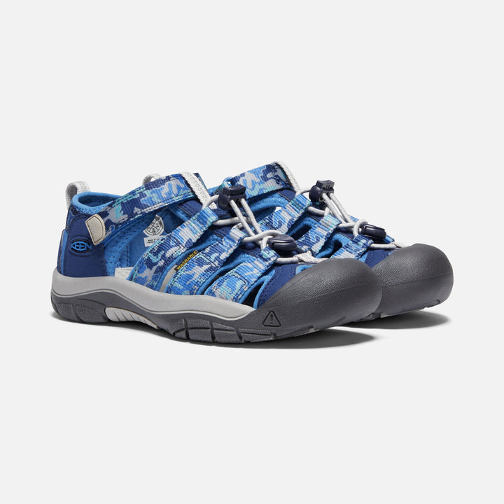 Big Kids Keen Newport H2 Color: Camo/Bright Cobalt