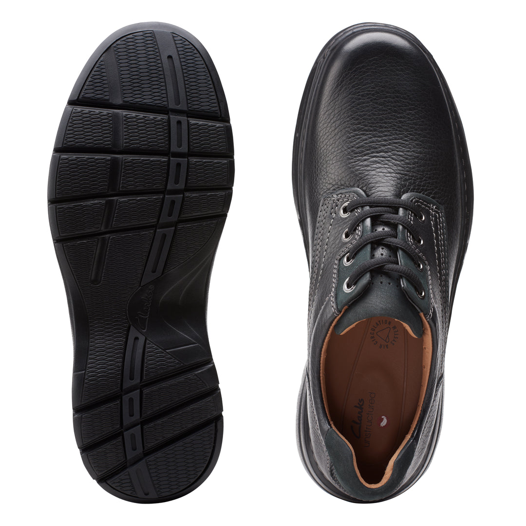 Men's Clarks Un BrawleyPace Color: Black Leather