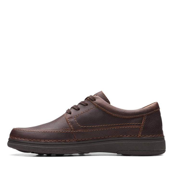 Men's Clarks Nature 5 Lo Color: Dark Brown Leather (WIDE WIDTH)