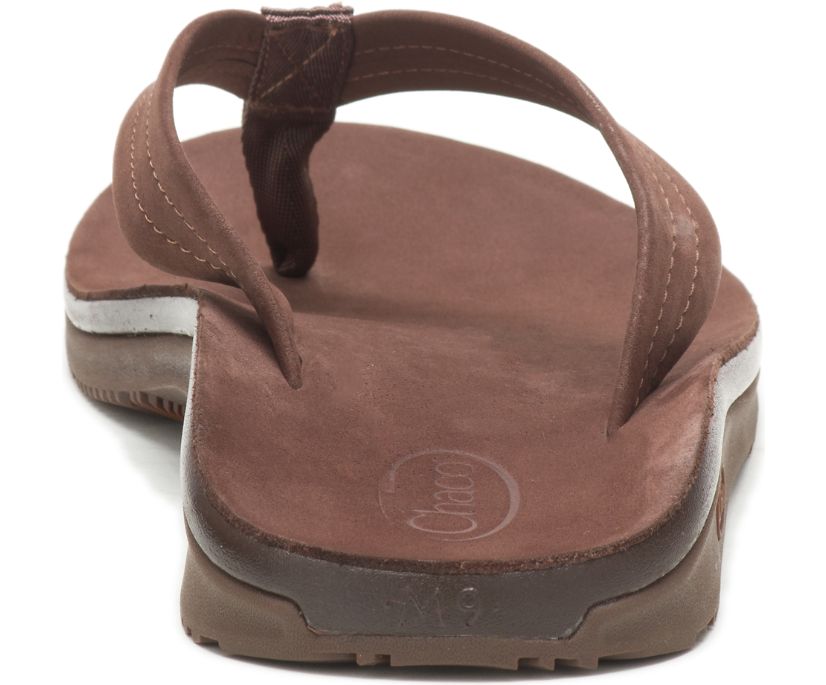 Men's Chaco Classic Leather Flip Color: Dark Brown