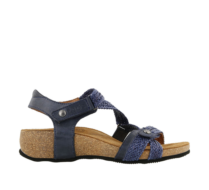 Women's Taos Trulie Color: Navy (WIDE WIDTH)