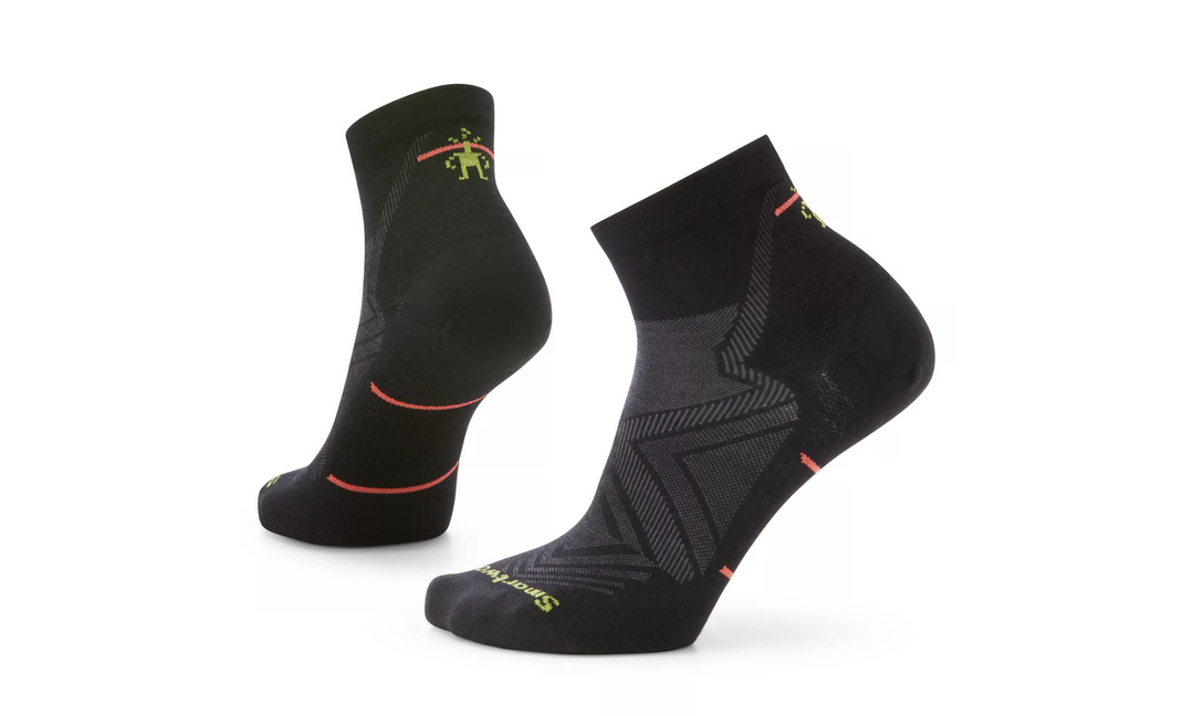 Women's Smartwool Run Zero Cushion Ankle Socks Color: Black 