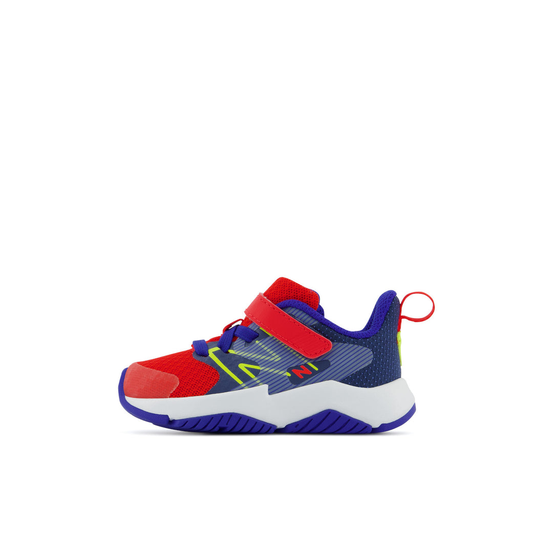 Toddler's New Balance Rave Run v2 Bungee Lace with Top Strap Color: Neo Flame with Lemonade & Moon Shadow