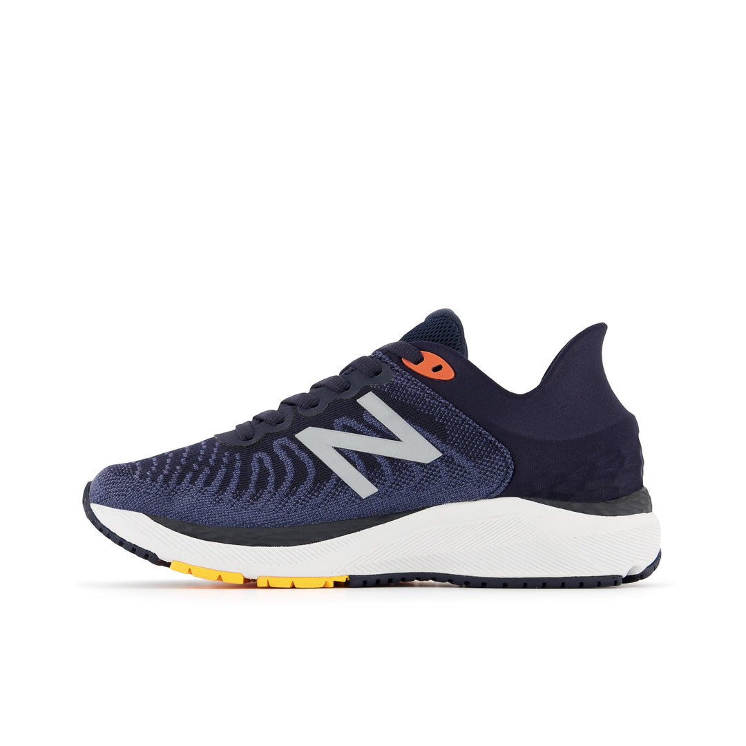 Big Kid's New Balance Fresh Foam 860v11 Color: Spring Tide